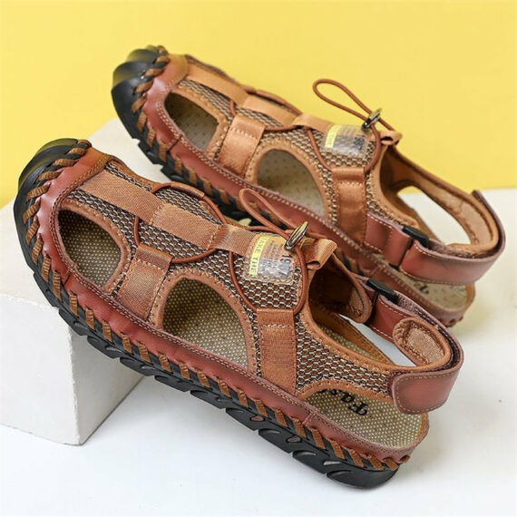 2022 Mens Designer Handmade Closed Toe Mesh Splicing Outdoor Microfiber Leather Sandals Ceelic