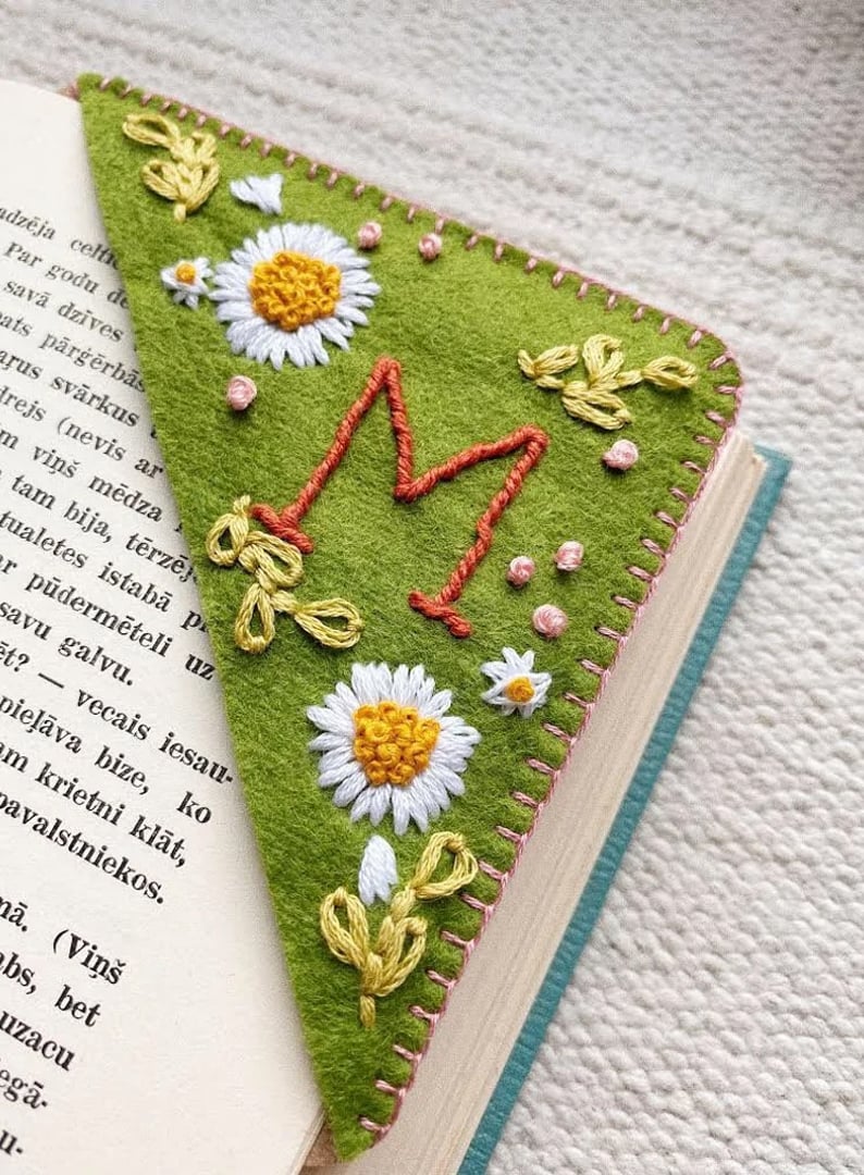 Personalized hand embroidered corner bookmark