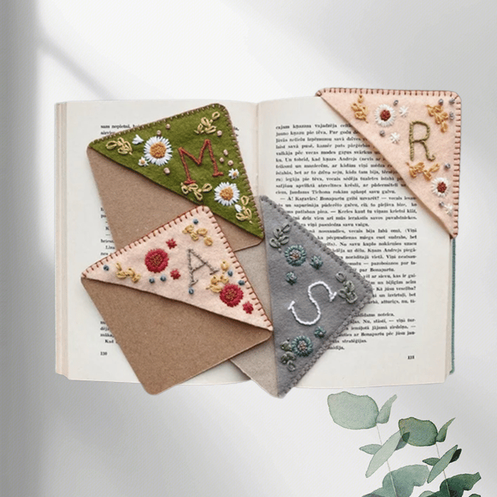 Personalized hand embroidered corner bookmark